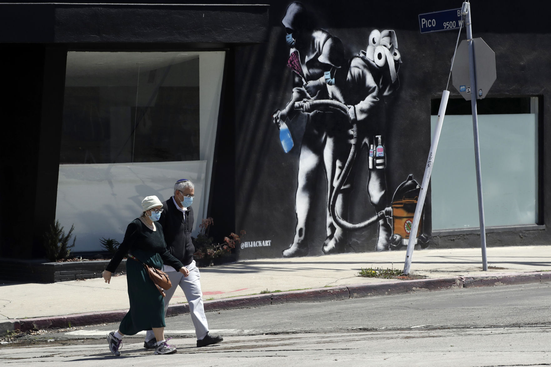 APTOPIX Virus Outbreak California